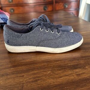 Keds Grasshopper Ortholite lace ups.